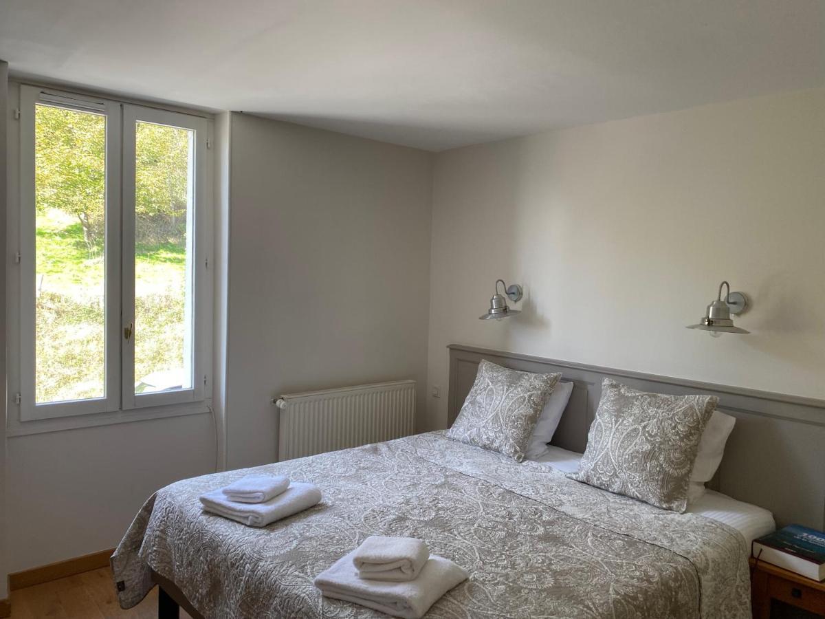 Les Lodges Du Lac Saint-Alban-de-Montbel Екстер'єр фото