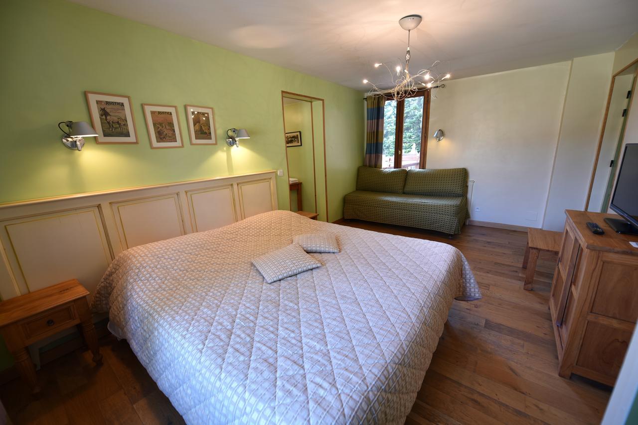 Les Lodges Du Lac Saint-Alban-de-Montbel Екстер'єр фото